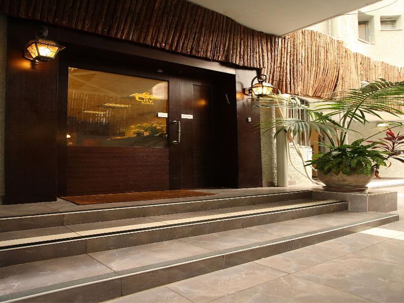 Sun City Hotel Tel Aviv Buitenkant foto